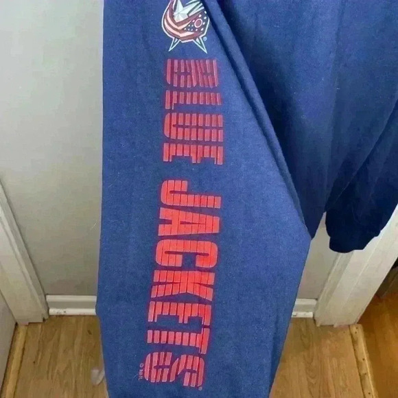 Columbus Blue Jackets Hockey Long Sleeve Mens Tee Size XL Nwt New NHL - Picture 2 of 6